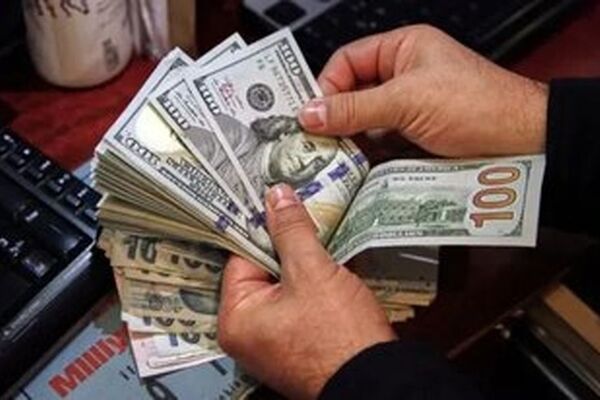 قیمت دلار، یورو و سایر ارزها ۸ خرداد ۱۴۰۴؛ دلار در آستانه ورود به کانال ۷۰ هزار تومان قرار گرفت