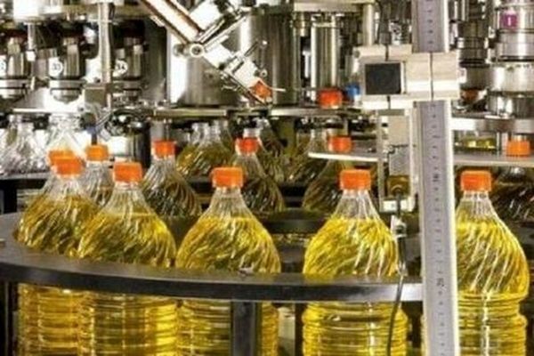 روغن مایع نایاب شد؛ مردم و تولیدکنندگان معطل قیمت گذاری دولت