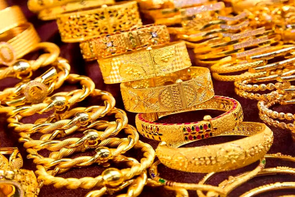 قیمت طلا ۱۸ عیار بر اساس نرخ اتحادیه طلا و جواهر تهران درج شده است.