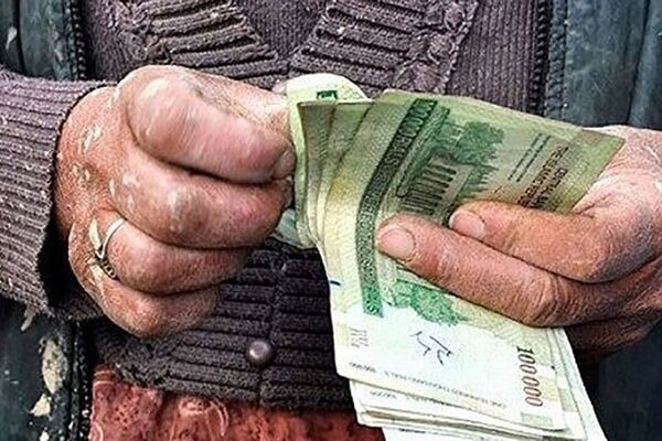 حداقل حقوق کارگران به پای غول تورم می رسد؟
